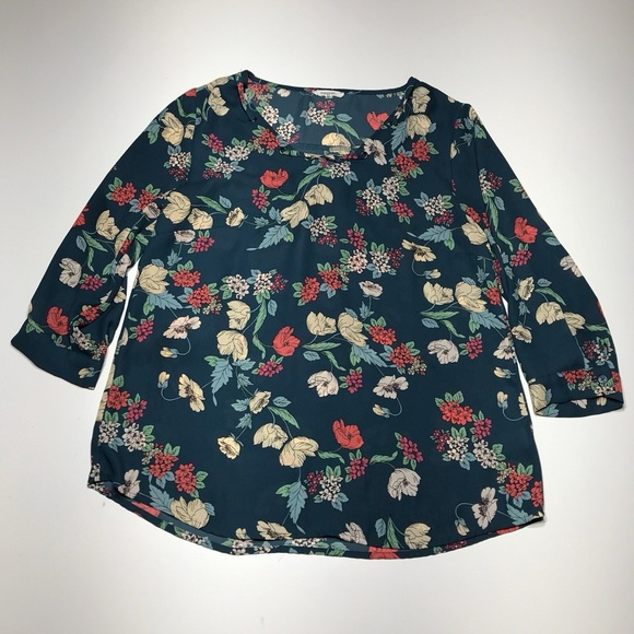Floral Print Women's Top size medium - Picture 2 of 12